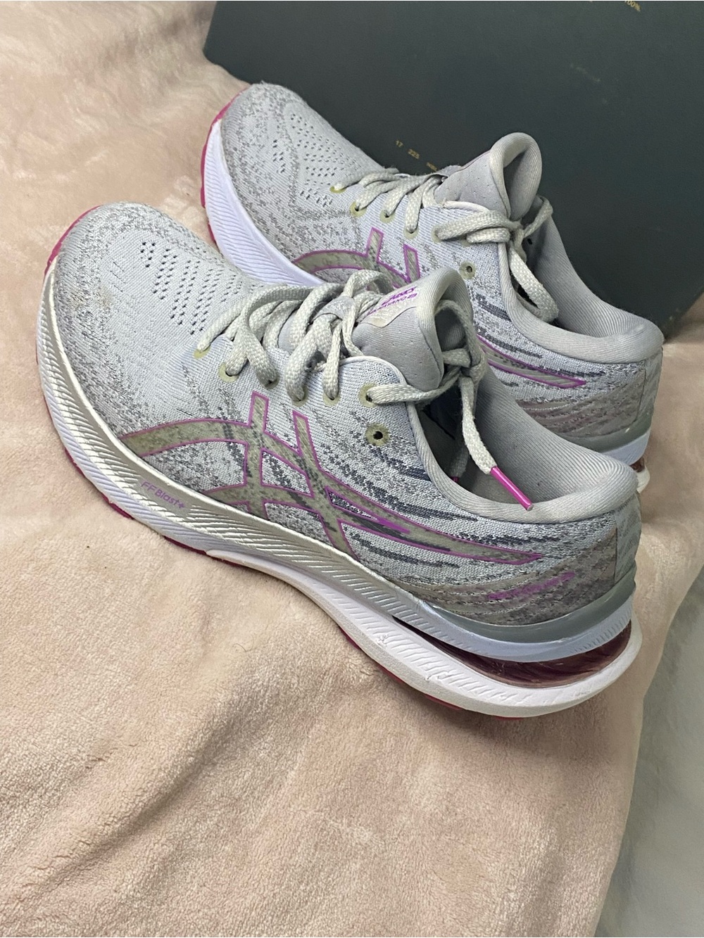 ASICS Gel-Kayano 29 Women's Running Shoes Size 8